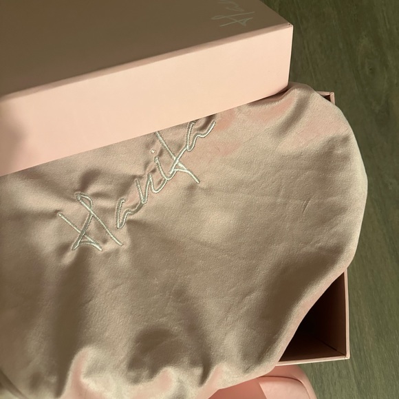 BRAND NEW Hanifa Sandals w/ box and dust bag. - Picture 3 of 4